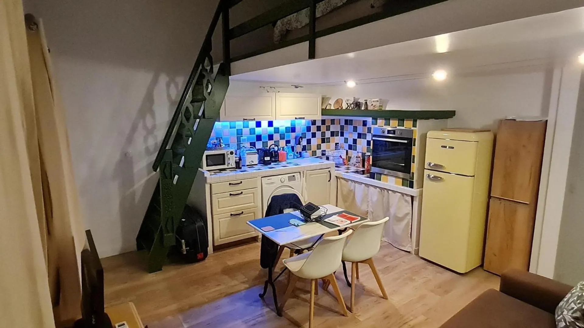 Lovely Apartment With A Rooftop View In Aix Aix-en-Provence